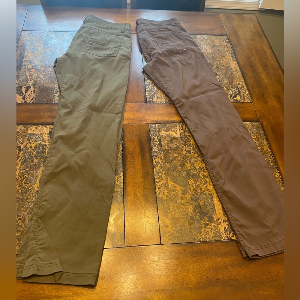 Two pairs of men's Prana Breathe Hiking Pants 33x34 - Picture 2 of 13